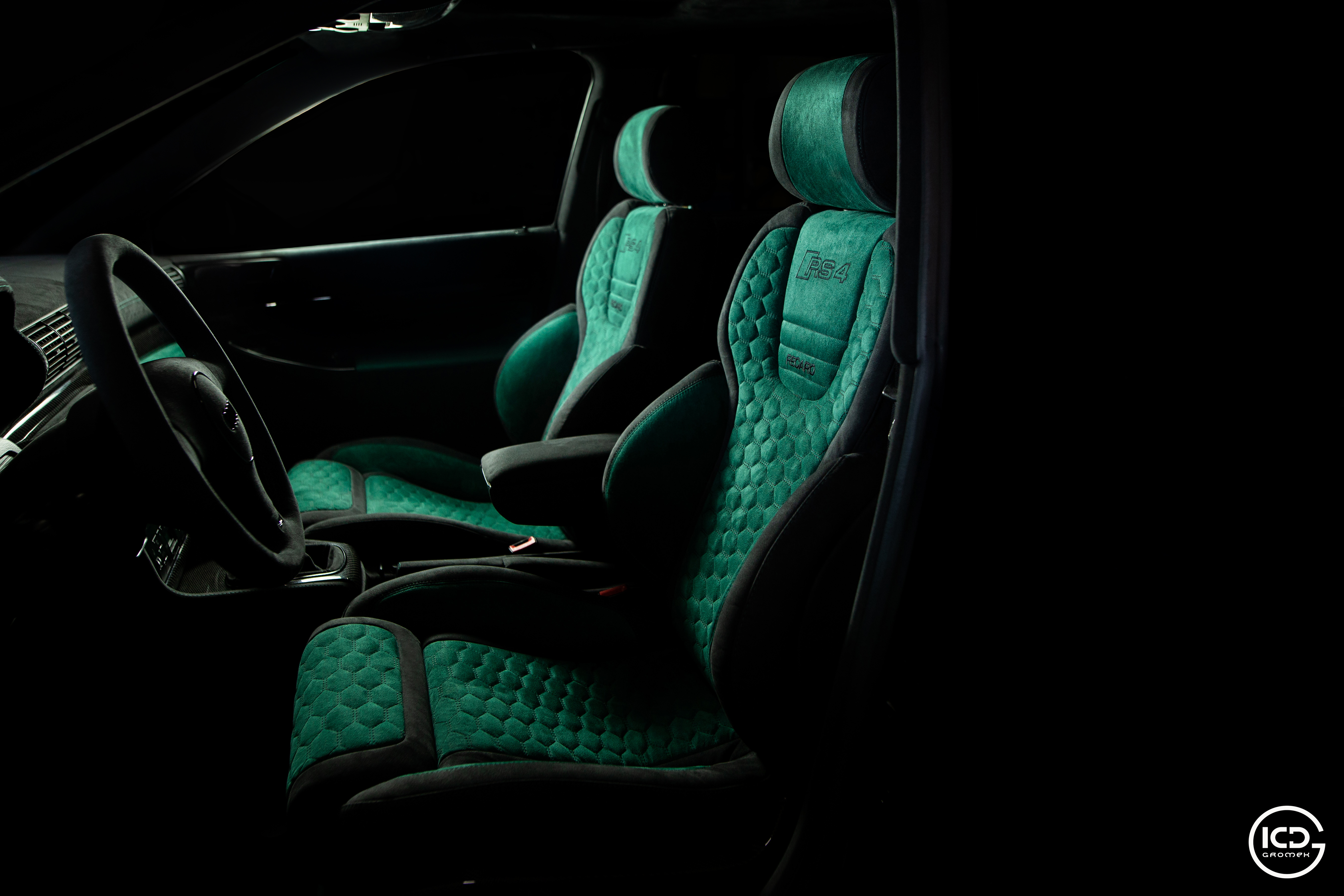 Audi RS4, rs4, rs, audi sline, s linę, audi custom audi retro rs custom, dywaniki samochodowe, camaro, Chevrolet camaro, interior, carinterior, icdgromek, seats, fotele, autoleather, england, germany, tapicerka samochodowa, renovation, classiccar, oldtimer, renowacja klasykow, england, germany, polska, tapicer wodzislaw samochodowy, , tapicerka samochodowa, mustang, ford mustang, tapicerka skórzana, tapicer Wodzisław śląski, Icd Gromek, icdgromek, tapicer samochodowy, haft, haftowane logo, renowacja, regeneracja, fotele, seats, szycie foteli, obszywanie, custom car, car interior, carinterior, custom interior, zmiana stylizacji, interior design, tapicerowanie, polska, konsola środkowa, deska rozdzielcza, kokpit, Dashboard, cockpit, armaturenbrett, renovation seats fotele, kierownica, obszywanie kierownic, obszycie kierownicy, Silesia cars, speed car, american cars, auto car upholsterer, autopolsterung, volant, calounieni auta, calounik, utesit , komfort, lenkrad, steeringwheel, saumen, hemming, tapicer samochodowy, tapicer Wodzisław slaski, projektowanie tapicerki, projektowanie wnetrz, samochodów, car interior design, dywaniki, obszycie deski rozdzielczej, german car, England car, Silesia car, individual interior,