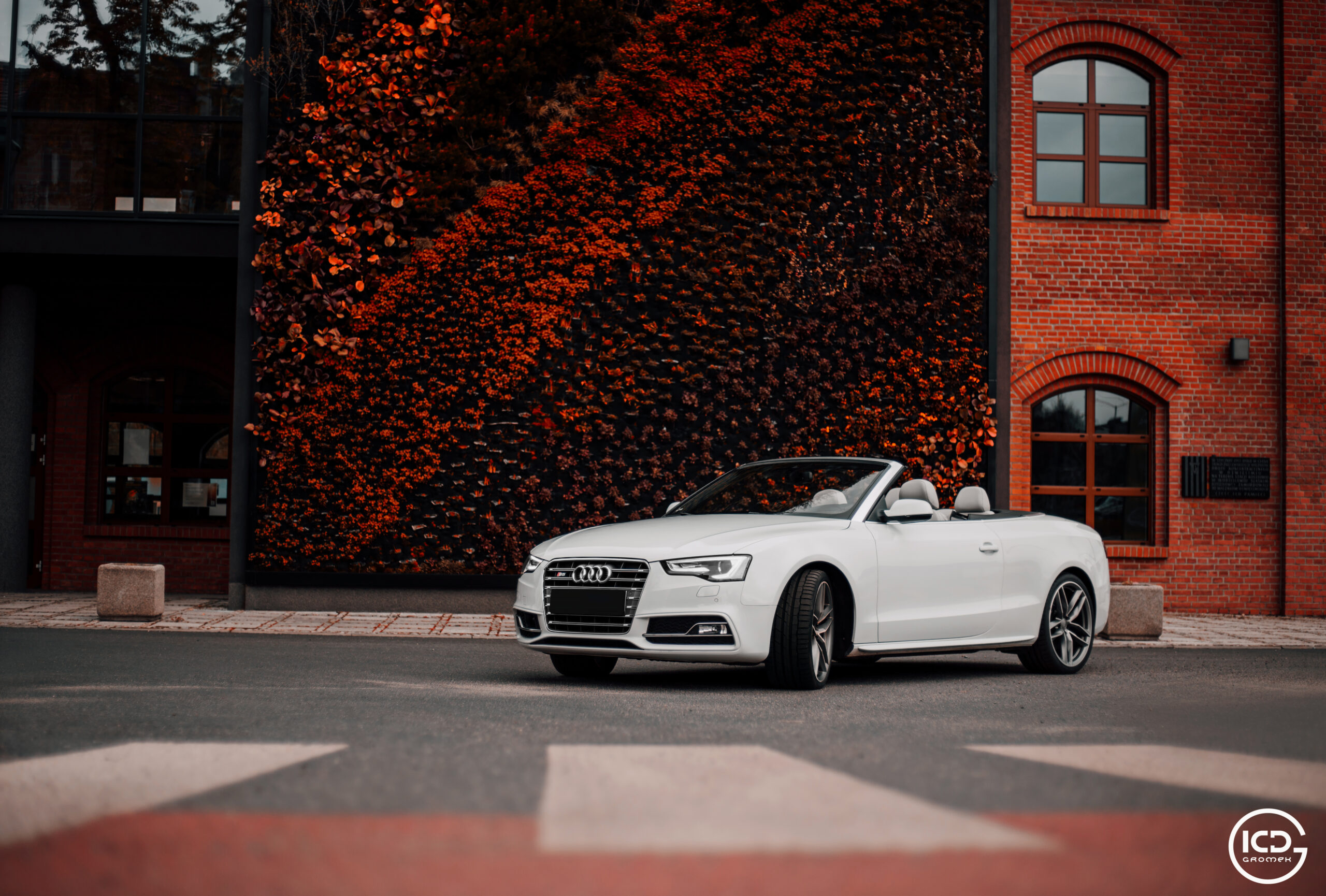 audi s5, sline, audi cabrio, s5 cabrio, audi convertible, Audi RS, rs5, rs, audi sline, sline, audi custom audi retro rs custom, dywaniki samochodowe, interior, carinterior, icdgromek, seats, fotele, autoleather, england, germany, tapicerka samochodowa, england, germany, polska, tapicer wodzislaw samochodowy, , tapicerka samochodowa, tapicerka skórzana, tapicer Wodzisław śląski, Icd Gromek, icdgromek, tapicer samochodowy, haft, haftowane logo, renowacja, regeneracja, fotele, seats, szycie foteli, obszywanie, custom car, car interior, carinterior, custom interior, zmiana stylizacji, interior design, tapicerowanie, polska, konsola środkowa, deska rozdzielcza, kokpit, Dashboard, cockpit, armaturenbrett, renovation seats fotele, kierownica, obszywanie kierownic, obszycie kierownicy, Silesia cars, speed car, american cars, auto car upholsterer, autopolsterung, volant, calounieni auta, calounik, utesit , komfort, lenkrad, steeringwheel, saumen, hemming, tapicer samochodowy, tapicer Wodzisław slaski, projektowanie tapicerki, projektowanie wnetrz, samochodów, car interior design, dywaniki, obszycie deski rozdzielczej, german car, England car, Silesia car, individual interior,